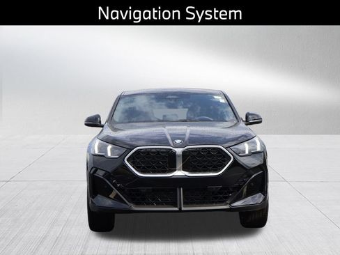 New 2026 BMW X2 xDrive28i w/ Technology Package AWD/4WD image 3