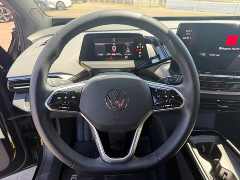 Used 2023 Volkswagen ID.4 Pro S RWD image 12