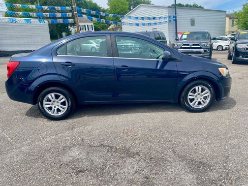 Used 2015 Chevrolet Sonic LT FWD image 8