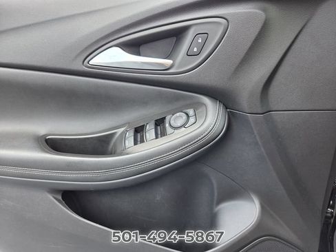 Used 2025 Buick Encore GX Preferred FWD image 25