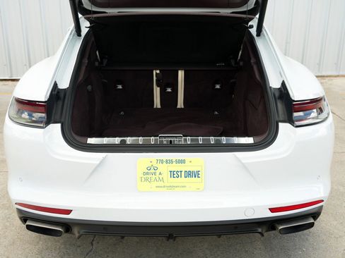Used 2021 Porsche Panamera 4S image 10