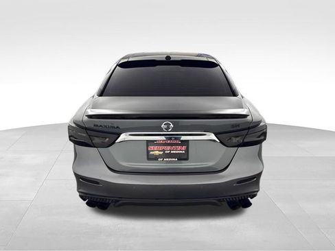 Used 2020 Nissan Maxima SR w/ Sport Mat Group FWD image 7