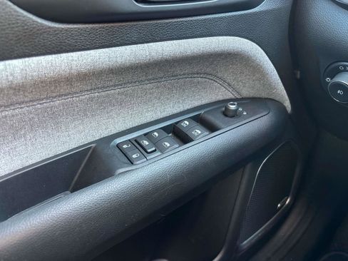 Used 2022 Jeep Compass Latitude w/ Sun and Sound Group image 15