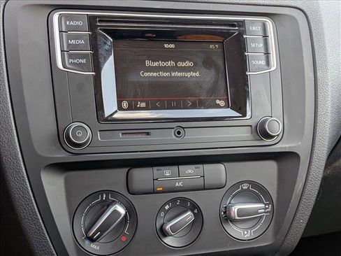 Used 2017 Volkswagen Jetta S FWD image 6
