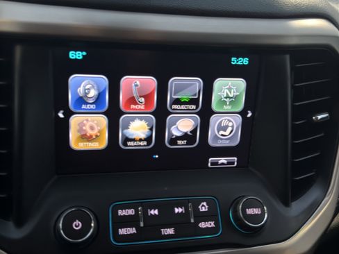 Certified 2018 GMC Acadia Denali w/ Technology Package AWD/4WD image 18