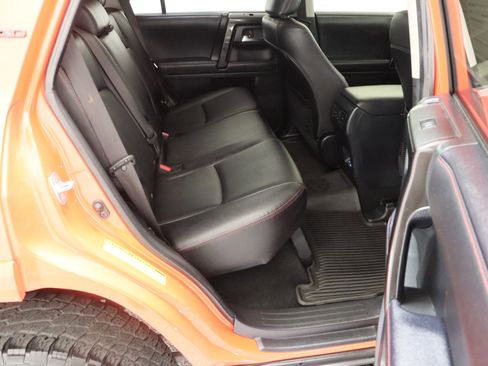 Used 2024 Toyota 4Runner TRD Off-Road Premium w/ Off Road Premium Plus Package AWD/4WD image 34