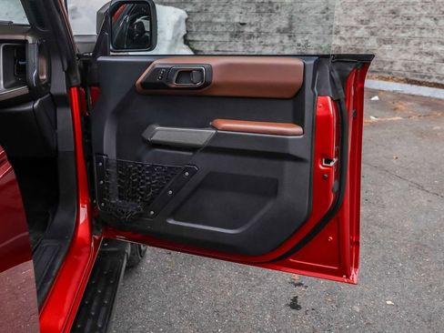 Used 2023 Ford Bronco Outer Banks image 14