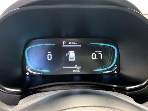 Used 2025 Kia Soul LX image 25