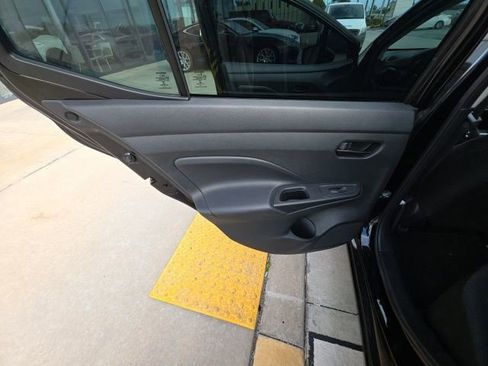 Used 2023 Nissan Versa S image 21