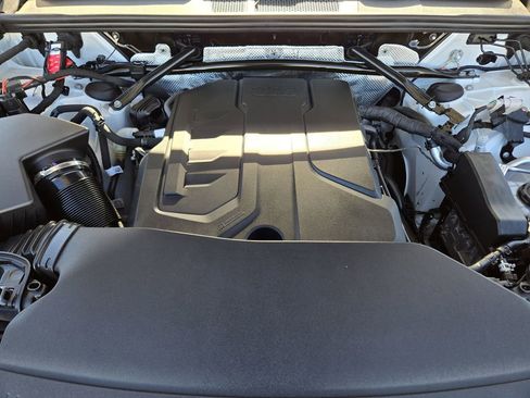 Certified 2025 Audi Q5 Premium Plus w/ Premium Plus image 39