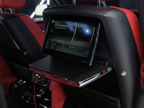 Used 2019 Rolls-Royce Cullinan AWD/4WD image 27
