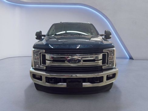 Used 2017 Ford F350 XLT w/ XLT Value Package image 2