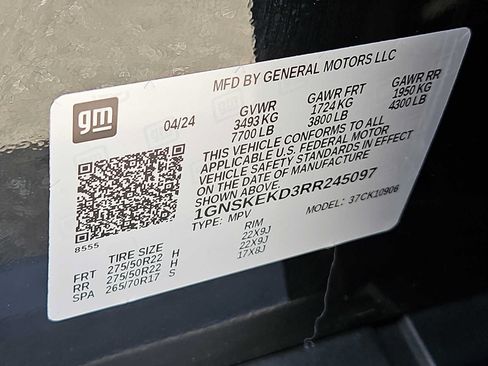 Used 2024 Chevrolet Suburban RST w/ Luxury Package AWD/4WD image 27