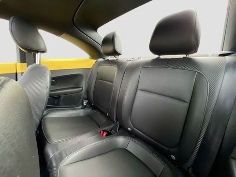 Used 2013 Volkswagen Beetle TDI image 23