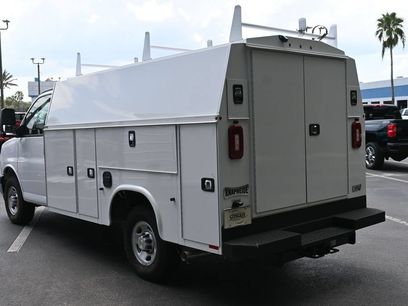 New 2025 Chevrolet Express 3500 w/ Power Convenience Package