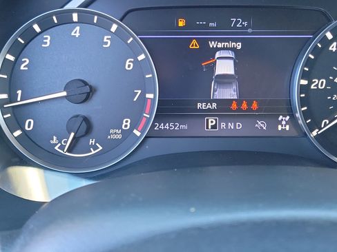 Used 2023 Nissan Frontier SV w/ Tow Package image 25