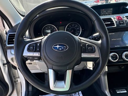 Used 2018 Subaru Forester 2.5i Premium w/ All-Weather Package AWD/4WD image 15