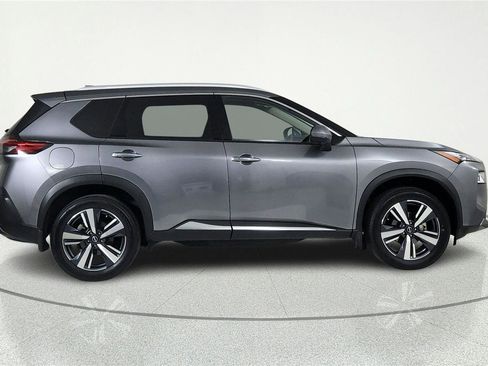 Certified 2023 Nissan Rogue SL FWD image 6