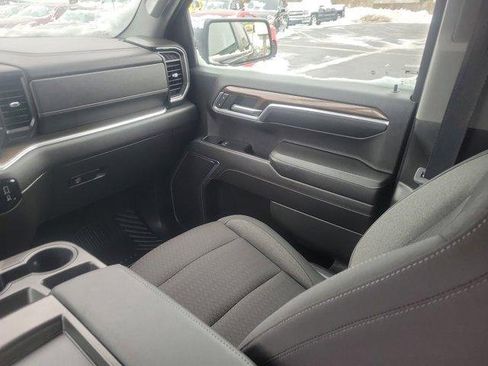 Used 2022 Chevrolet Silverado 1500 LT w/ Z71 Off-Road Package image 14