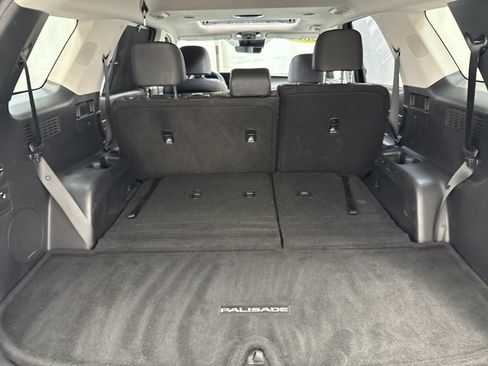 Used 2023 Hyundai Palisade SEL AWD/4WD image 32