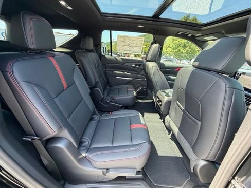 New 2026 Chevrolet Traverse RS AWD/4WD image 41