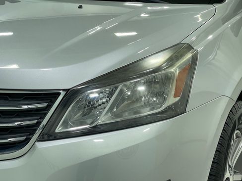 Used 2017 Chevrolet Traverse LT AWD/4WD image 12