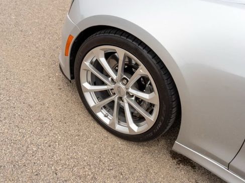 Used 2017 Cadillac ATS V w/ Luxury Package RWD image 12