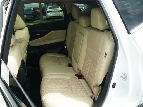 Used 2023 Nissan Murano Platinum w/ Cargo Package FWD image 15