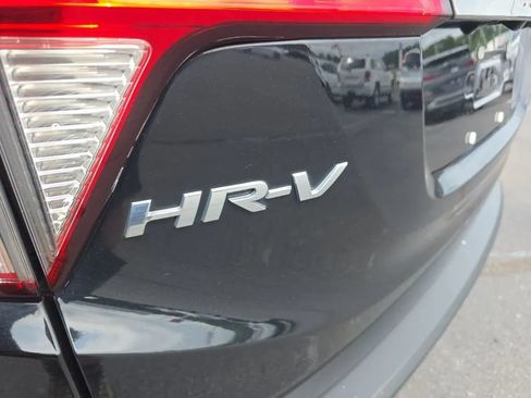 Used 2019 Honda HR-V LX image 11