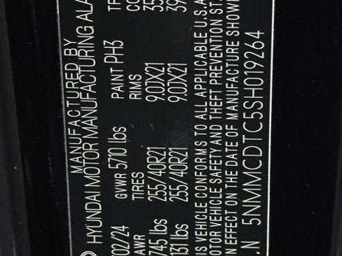 Used 2025 Genesis GV70 3.5T Sport w/ Sport Advanced Package image 38