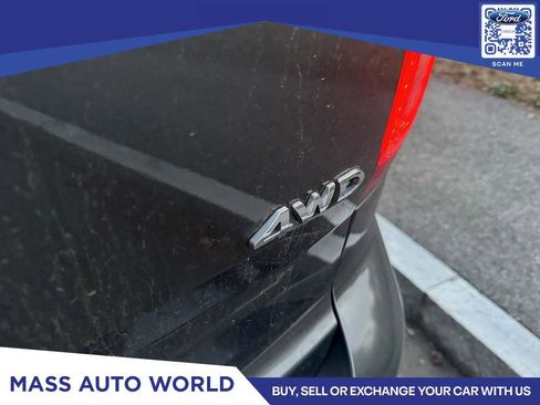 Used 2015 Ford Explorer XLT w/ Equipment Group 202B image 4