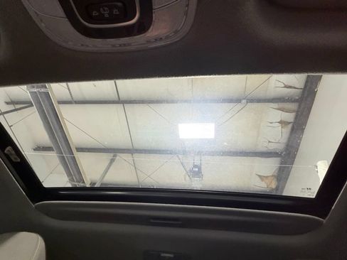 Used 2025 Hyundai Elantra SEL FWD image 5