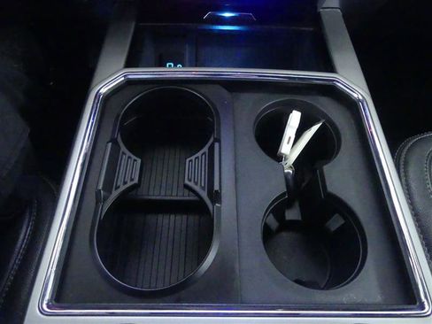 Used 2022 Ford F350 Lariat w/ Lariat Ultimate Package image 16