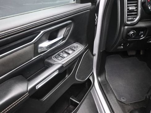 Used 2023 RAM 1500 Laramie AWD/4WD image 16