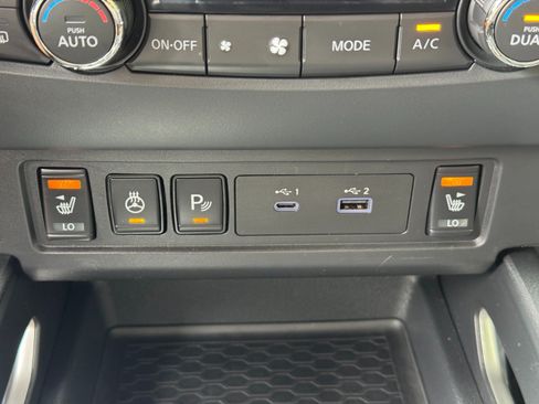 Used 2022 Nissan Frontier SV RWD image 26