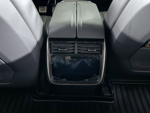 Used 2022 Rivian R1T Adventure image 37