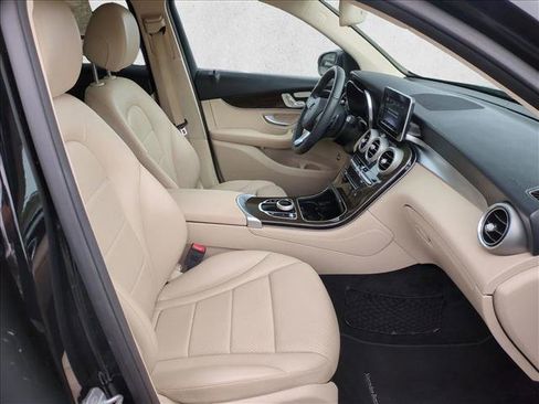 Used 2019 Mercedes-Benz GLC 300 image 20