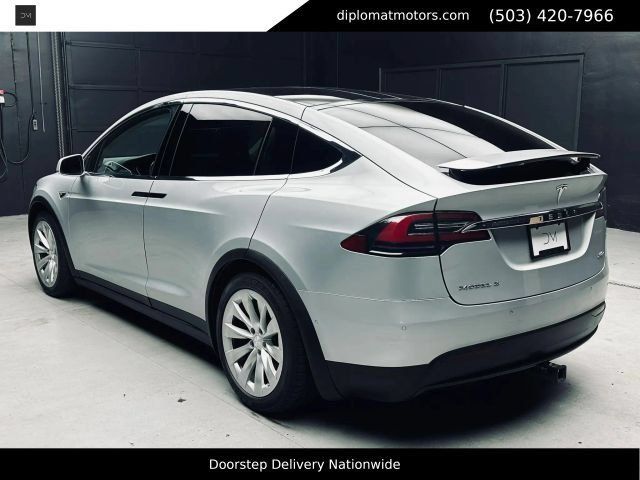Used 2016 Tesla Model X P90D AWD/4WD image 5