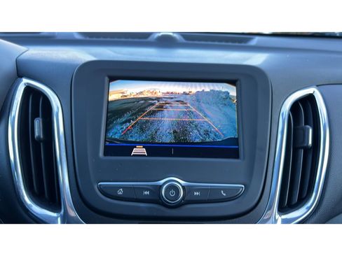 Used 2020 Chevrolet Equinox LT image 19