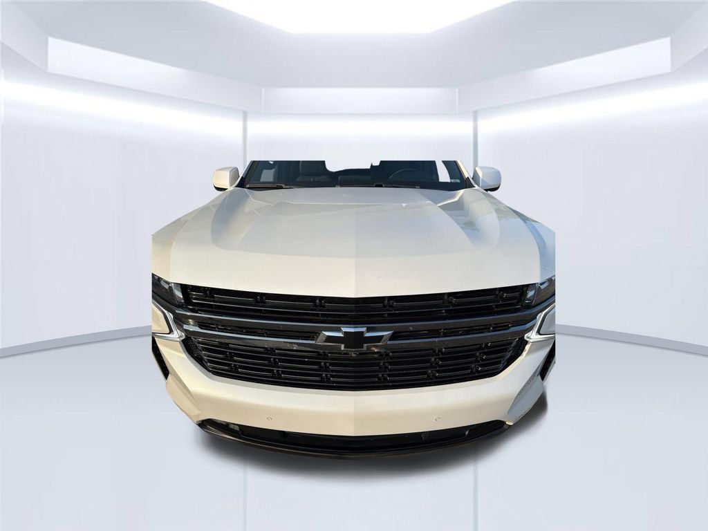 Used 2022 Chevrolet Suburban RST w/ Sport Performance Package AWD/4WD image 13