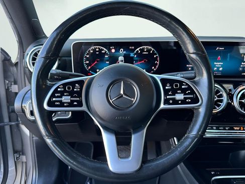 Used 2019 Mercedes-Benz A 220 4MATIC image 35