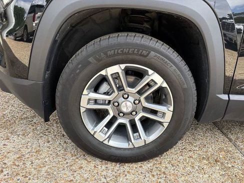 Certified 2025 GMC Terrain Elevation FWD image 33