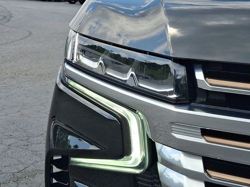 Used 2024 Chevrolet Tahoe High Country w/ Advanced Technology Package AWD/4WD image 9