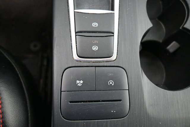 Used 2025 Ford Escape ST-Line Select AWD/4WD image 32