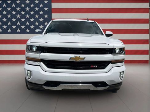 Used 2017 Chevrolet Silverado 1500 LT w/ All Star Edition AWD/4WD image 2