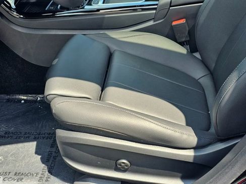 Certified 2025 Mercedes-Benz CLA 250 4MATIC image 19