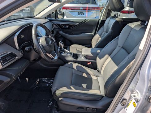 Used 2023 Subaru Outback Onyx Edition image 17