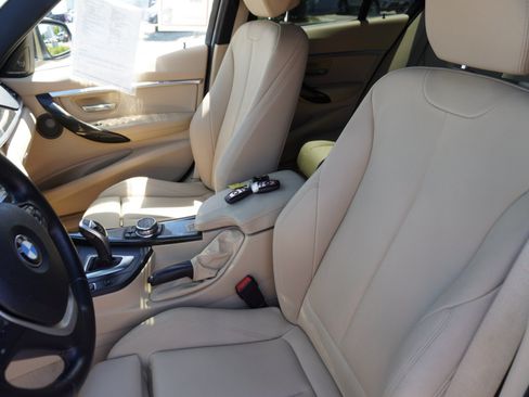 Used 2016 BMW 340i Sedan RWD image 21