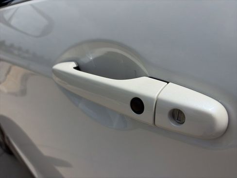Used 2016 Honda CR-V EX-L image 47