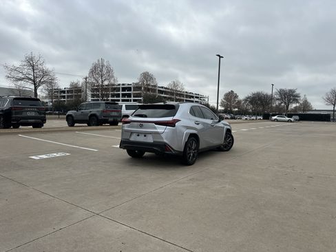 Used 2024 Lexus UX 250h F Sport image 2